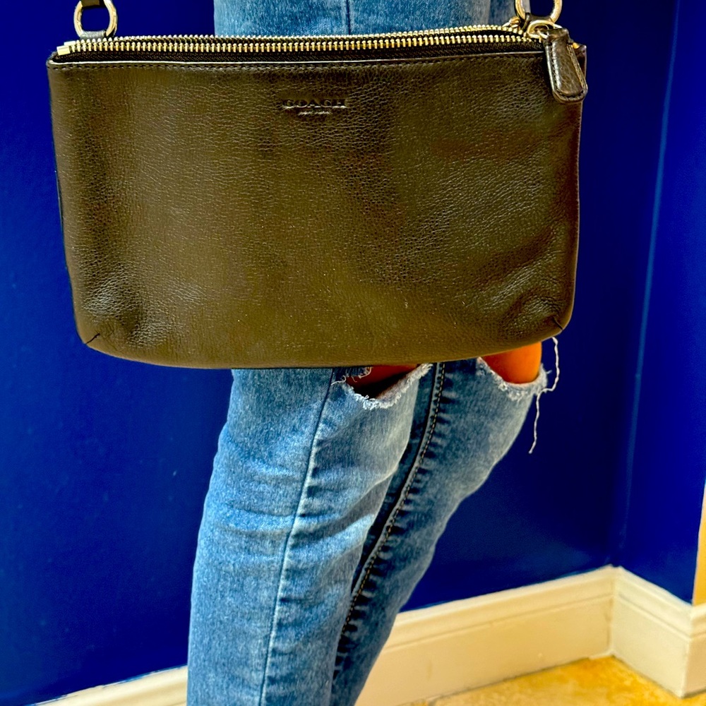 Coach Black Double zipper Crossbody purse
